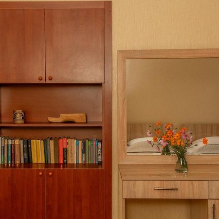 Alvani Inn K'vemo Alvani Esterno foto